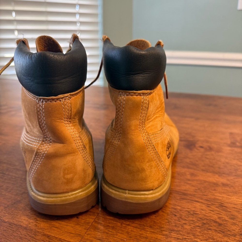 Timberland Premium 6-Inch Waterproof Boots wheat nobuck leather size 10 - Picture 7 of 11